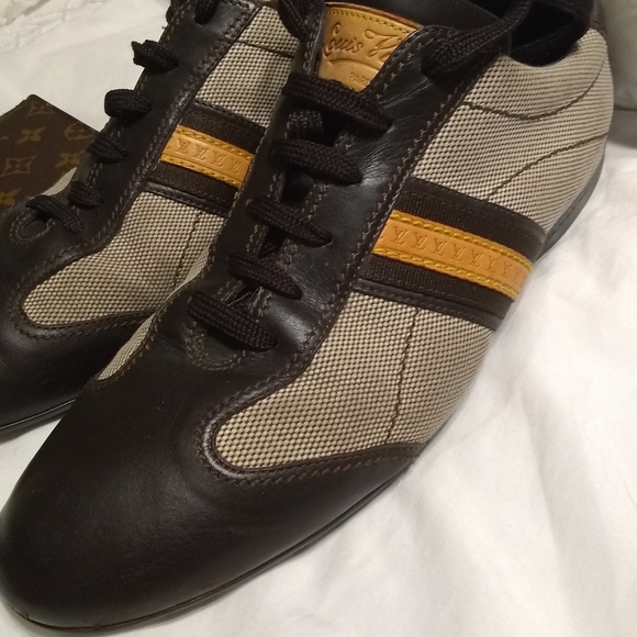 Louis Vuitton shoes and wallet - Picture 11 of 16